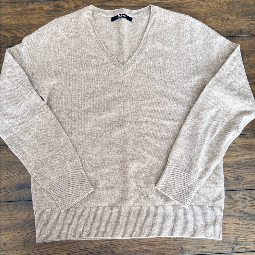 Quince Cashmere Beige V-Neck Sweater